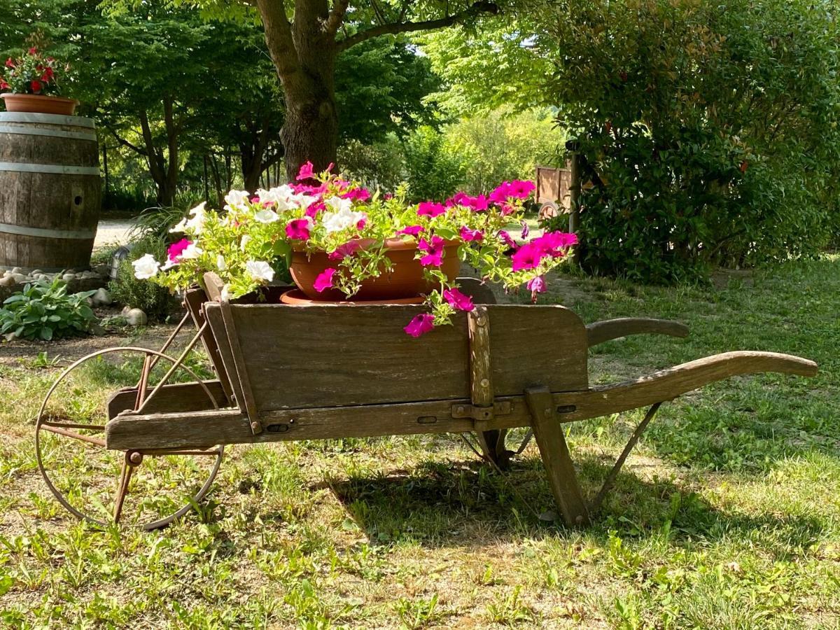 Locanda Del Molino Vecchio Magliano Alfieri Buitenkant foto